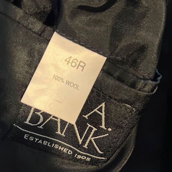 Jos A Bank 100% Wool Suit Jacket Men 46 Regular Black Pin Striped Sport Coat - Picture 13 of 13